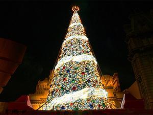 شجرة عيد الميلاد المتحركةs