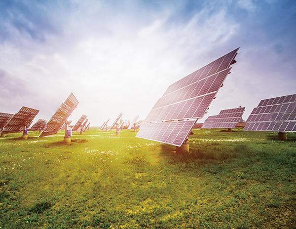 تطبيقات المشغلات الخطية في أنظمة الطاقة الشمسية
